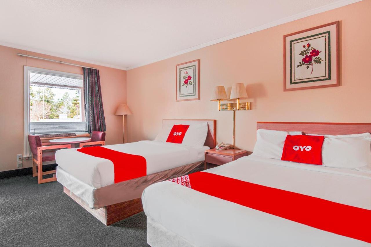 Oyo Hotel Durham West Hills Εξωτερικό φωτογραφία