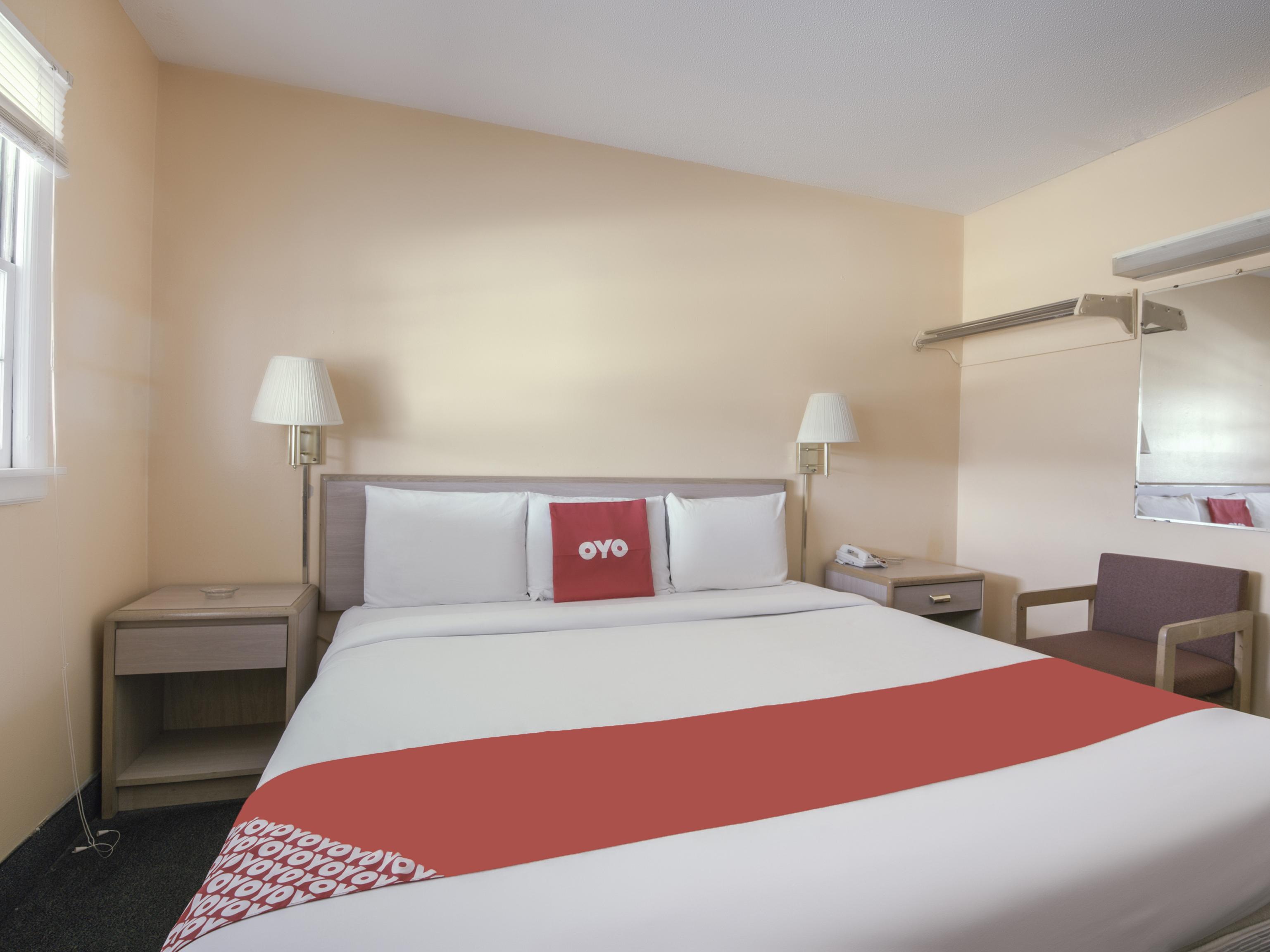 Oyo Hotel Durham West Hills Εξωτερικό φωτογραφία